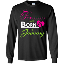 Princesses are born in January T-Shirt