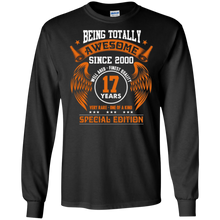Vintage Born in 2000 17th Birthday 17 Years Old Awesome Gift