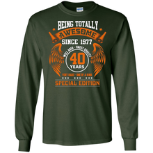 Vintage Born in 1977 40th Birthday 40 Years Old Awesome Gift